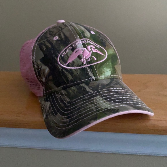 Pink and Camo Duck Commander trucker hat - youth - Picture 1 of 9